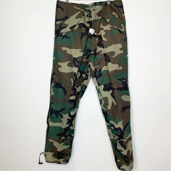 NWT USGI Extreme Cold Weather Camo Trousers Medium Long ML - Picture 1 of 6